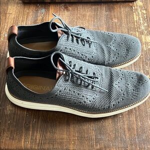 Cole Haan Black Oxfords with Wingtip Detailing